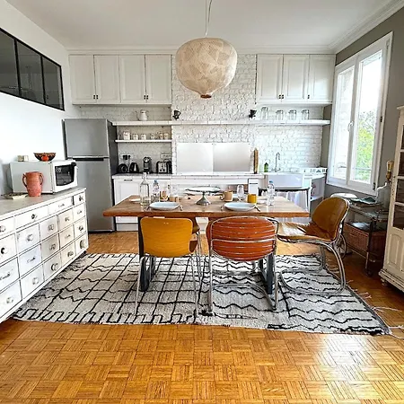 Poulbot Apartamento *