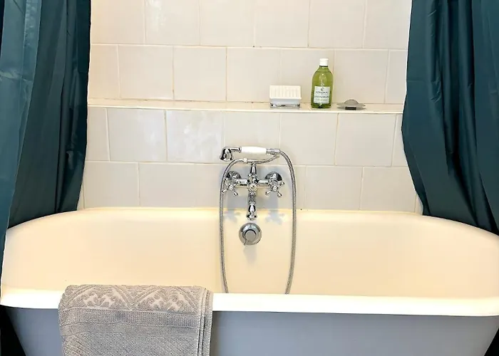 Poulbot Апартаменты *